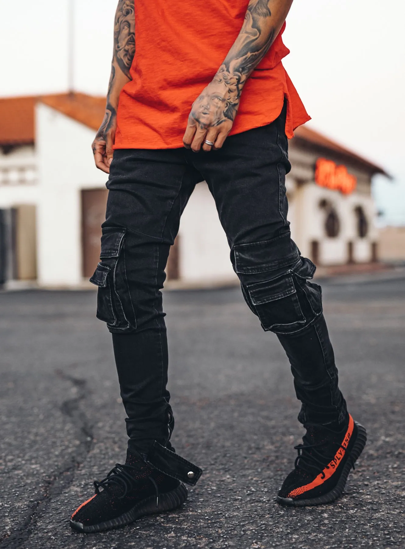 Cargo Jeans V4 in Washed Black