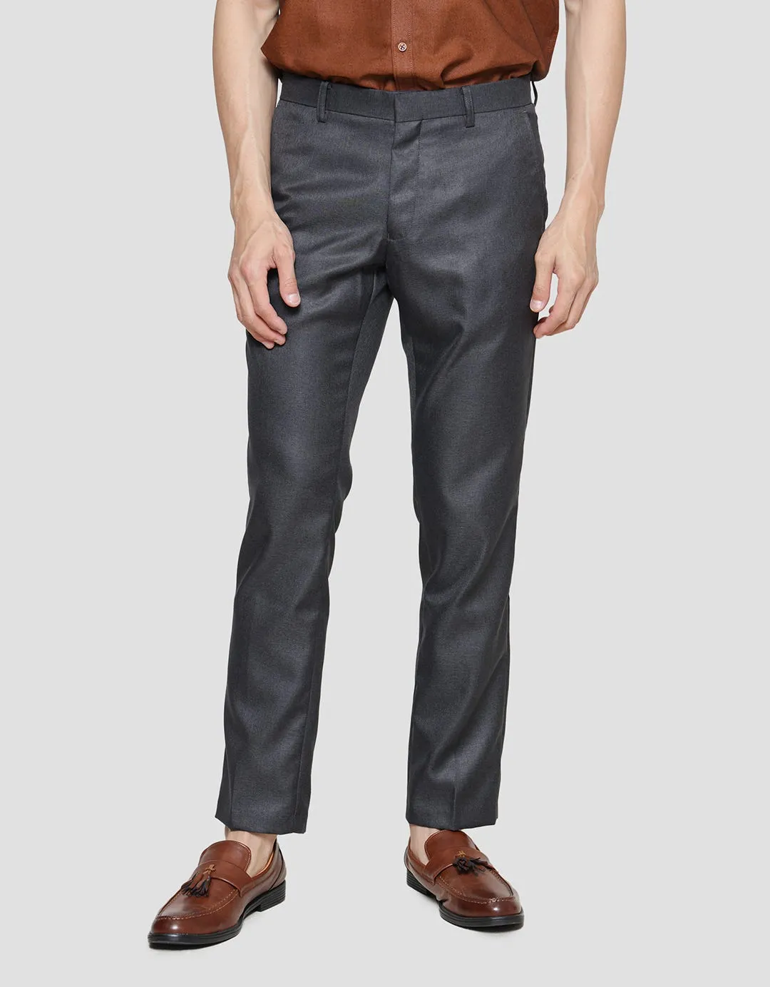 Cole Textured Celana Panjang Slim Pria