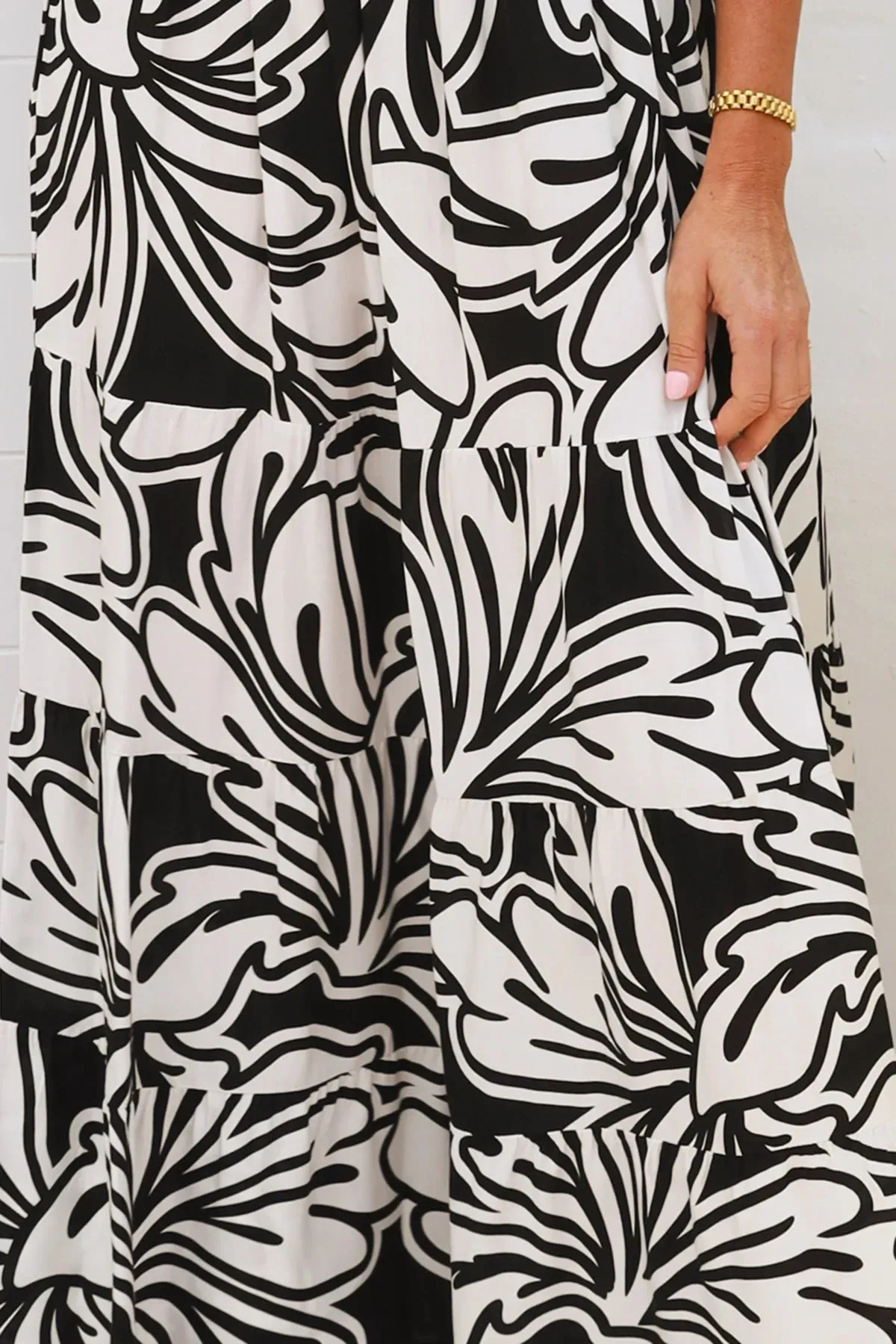 DOWNTOWN MAXI DRESS