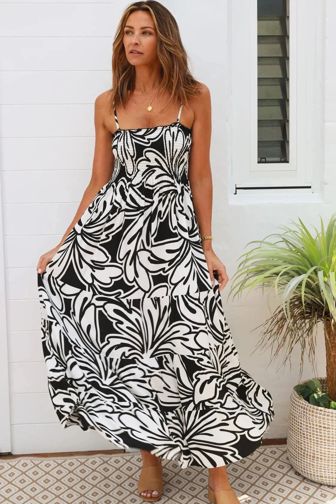 DOWNTOWN MAXI DRESS