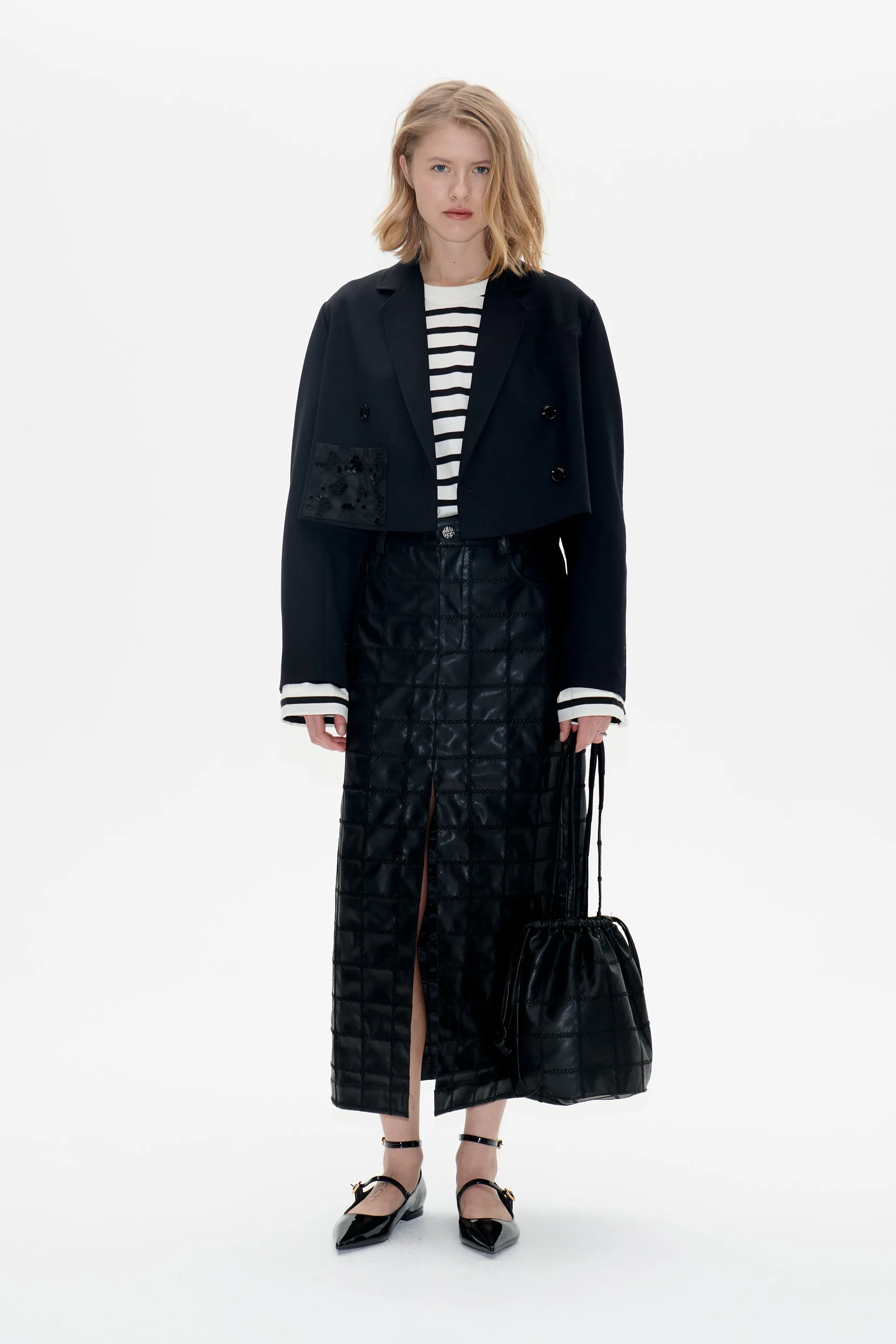 SASCHA | Black