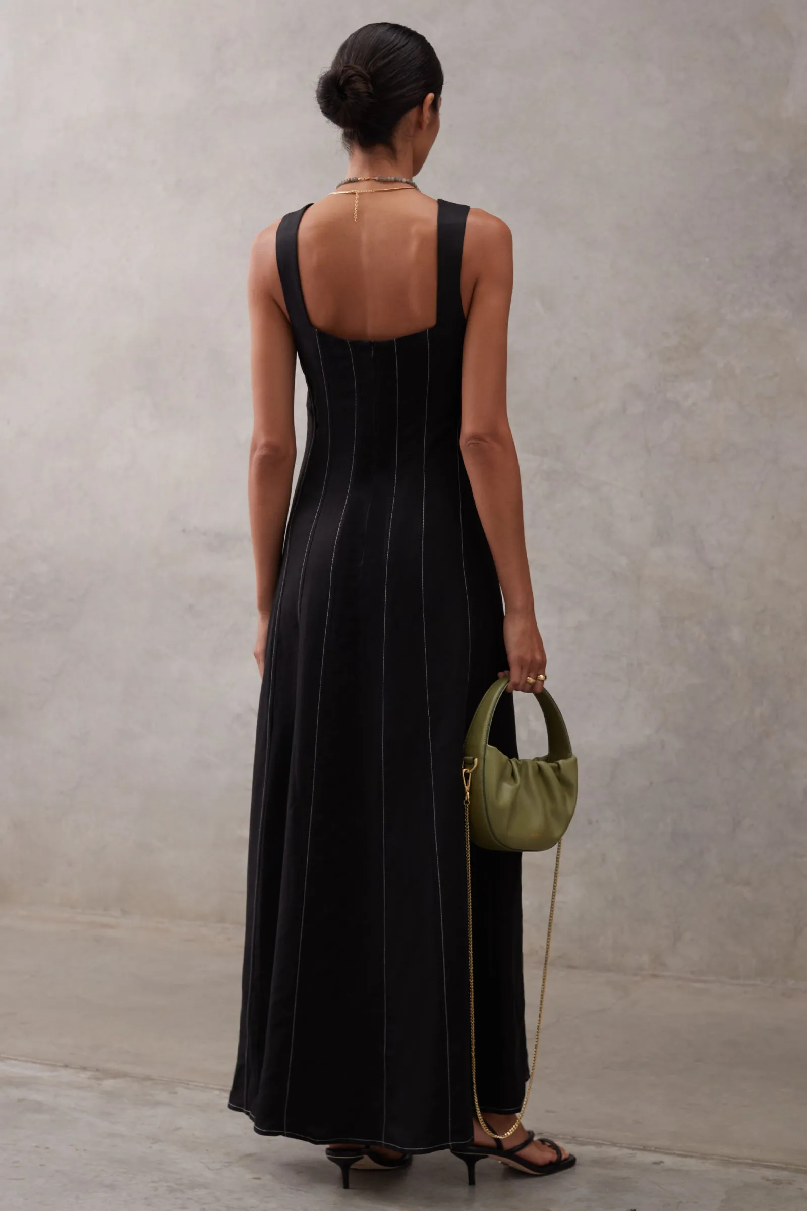 Sulisa Black Dress